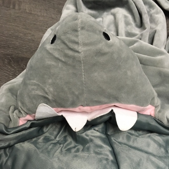 Grey White Shark Costume Hyde and Eek Adult Jumpsuit Adult Large Halloween - Picture 8 of 12